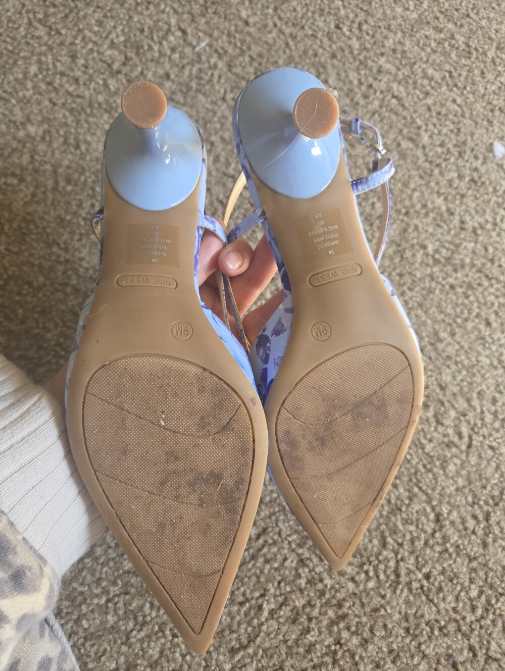 Nine West Perywinkle and Navy Floral Pointed Slingback Heels - Picture 4 of 6